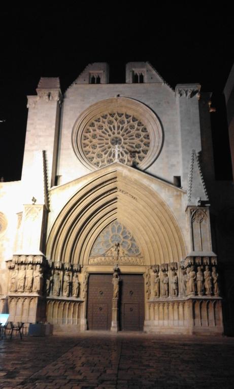 Acogedor Apartamento En El Corazon Medieval De Tarragona Appartement Buitenkant foto
