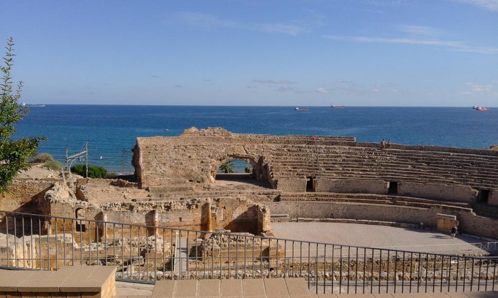 Acogedor Apartamento En El Corazon Medieval De Tarragona Appartement Buitenkant foto
